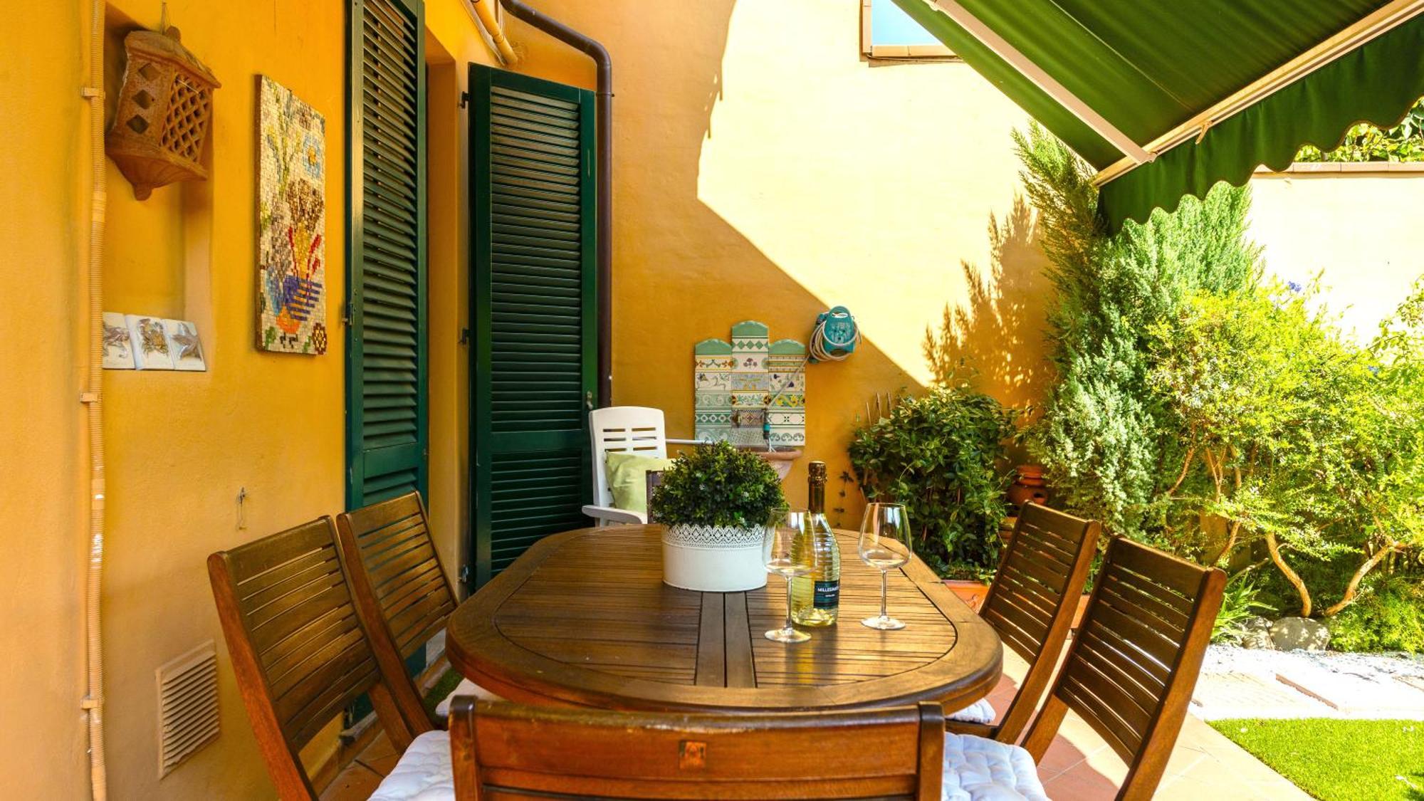 Hostly-La Casa Di Marta-Two Steps From The Tower Apartment ปิซา ภายนอก รูปภาพ