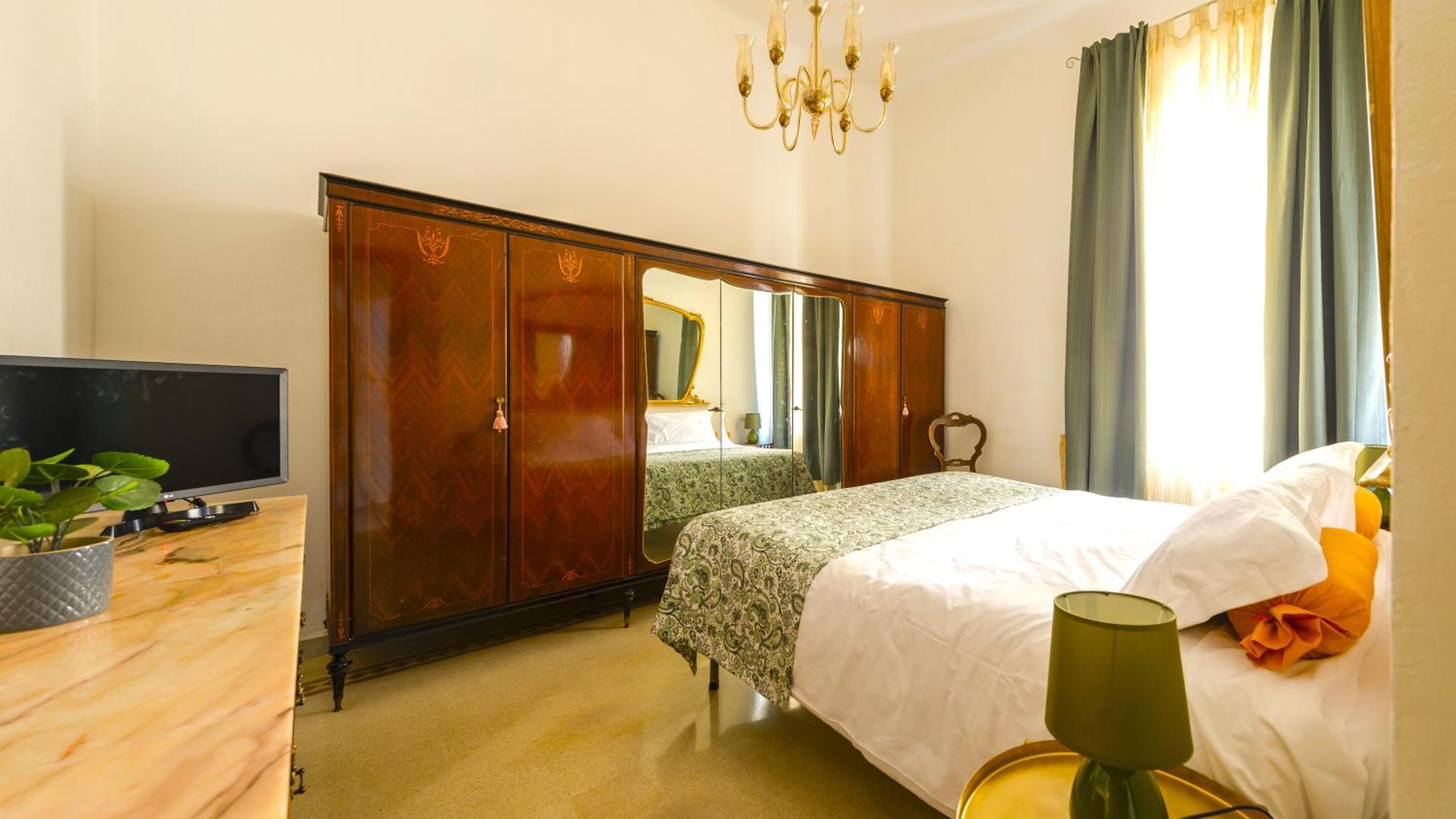Hostly-La Casa Di Marta-Two Steps From The Tower Apartment ปิซา ภายนอก รูปภาพ